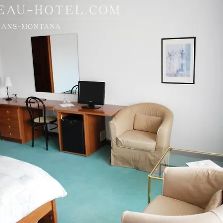 Mirabeau Hotel 3*